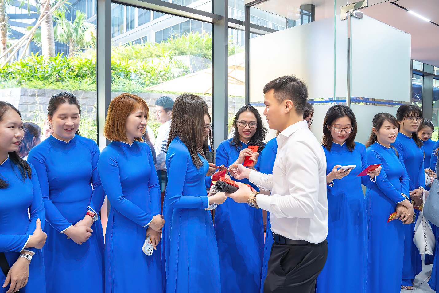 HONG TIN 新办公室开业典礼