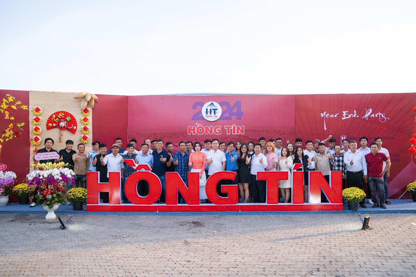 HONG TIN 混凝土厂团队